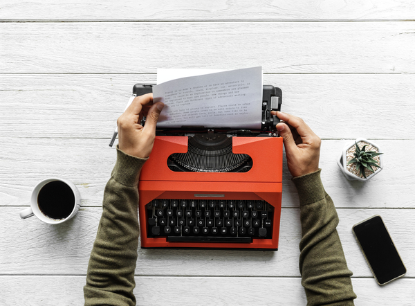 Copywriting con inteligencia artificial: Cómo crear copys publicitarios sin perder autenticidad